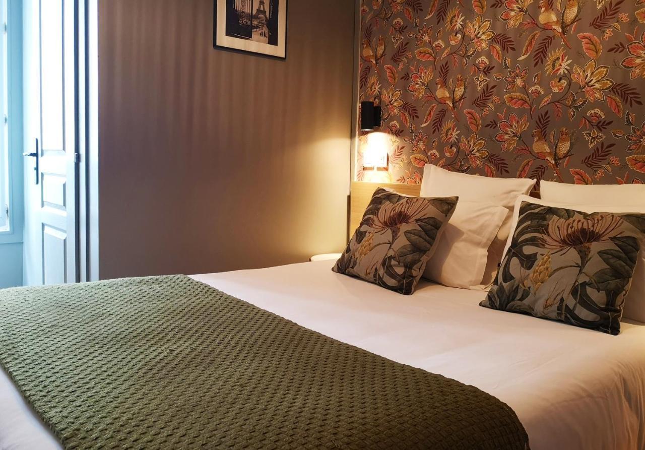 Hotel Hippodrome Paris Luaran gambar