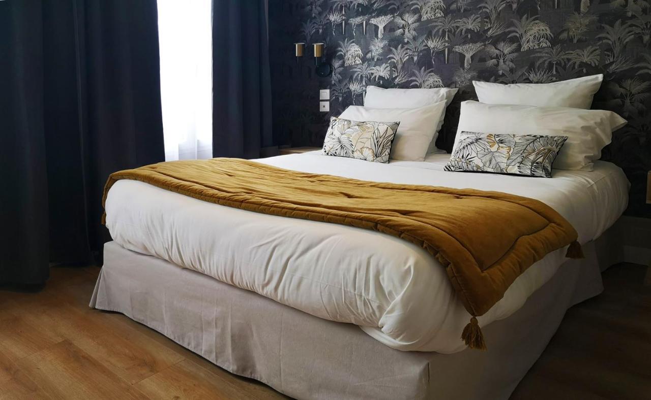 Hotel Hippodrome Paris Luaran gambar